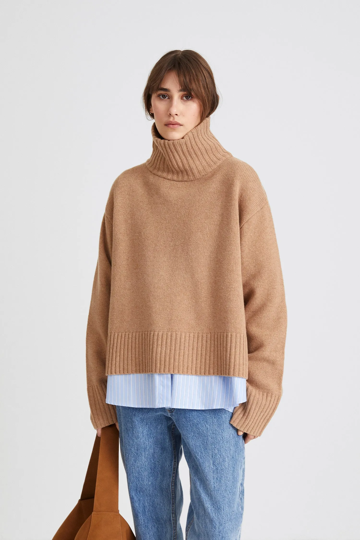 HILARY SWEATER - BEIGE