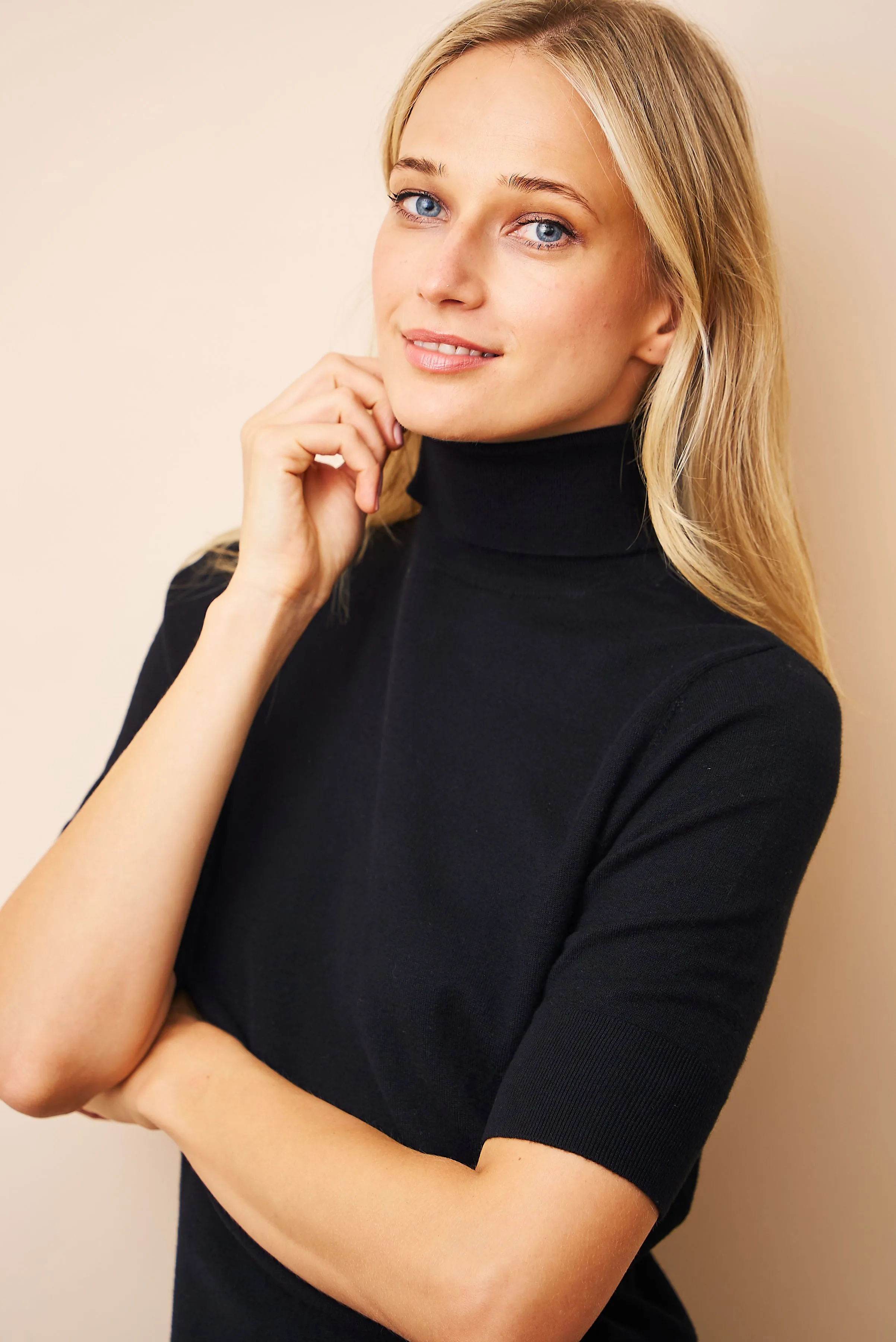 Black Organic Cotton Stretch Elbow Sleeve Turtleneck - Enhanced Title