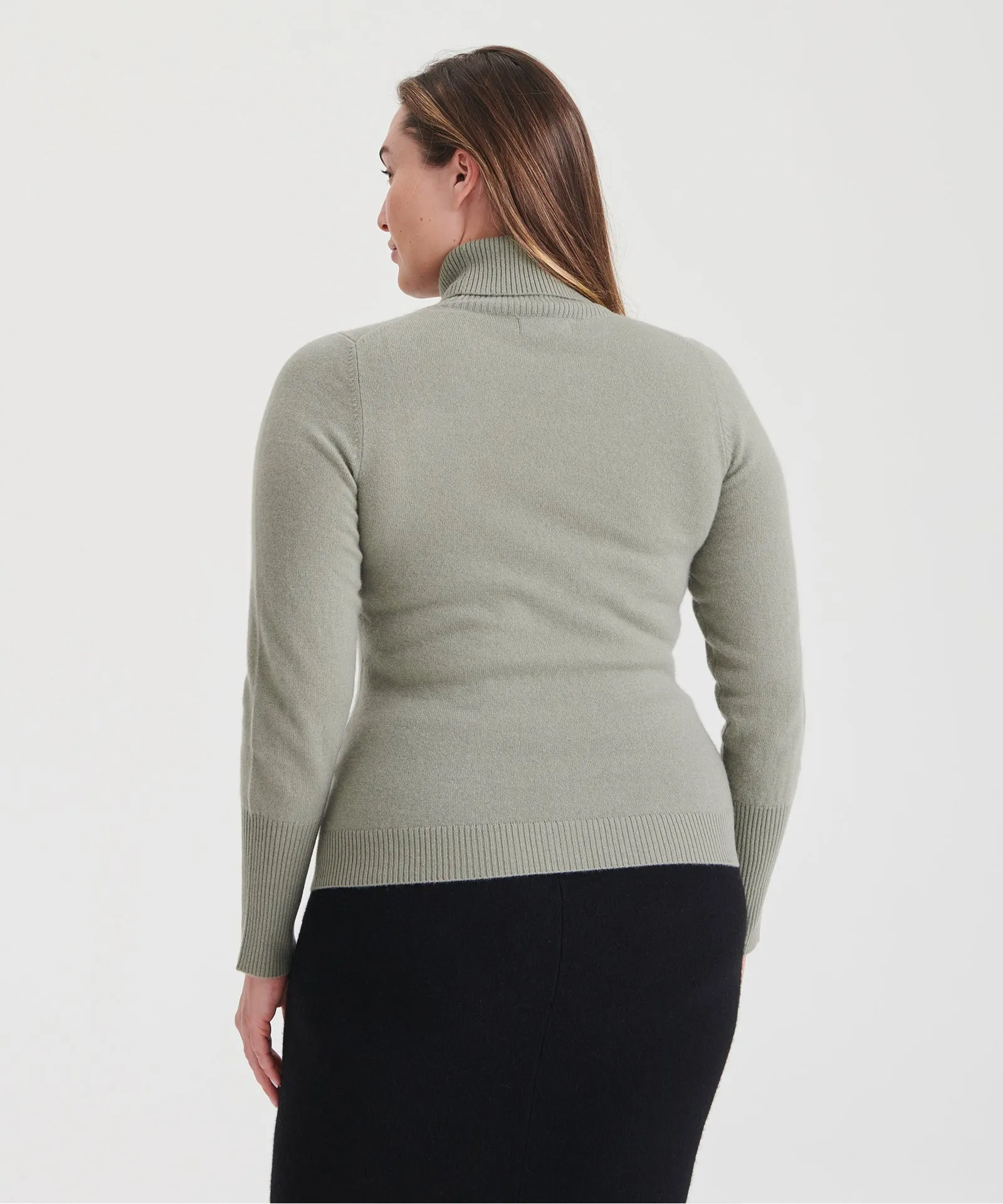 Signature Cashmere Classic Turtleneck