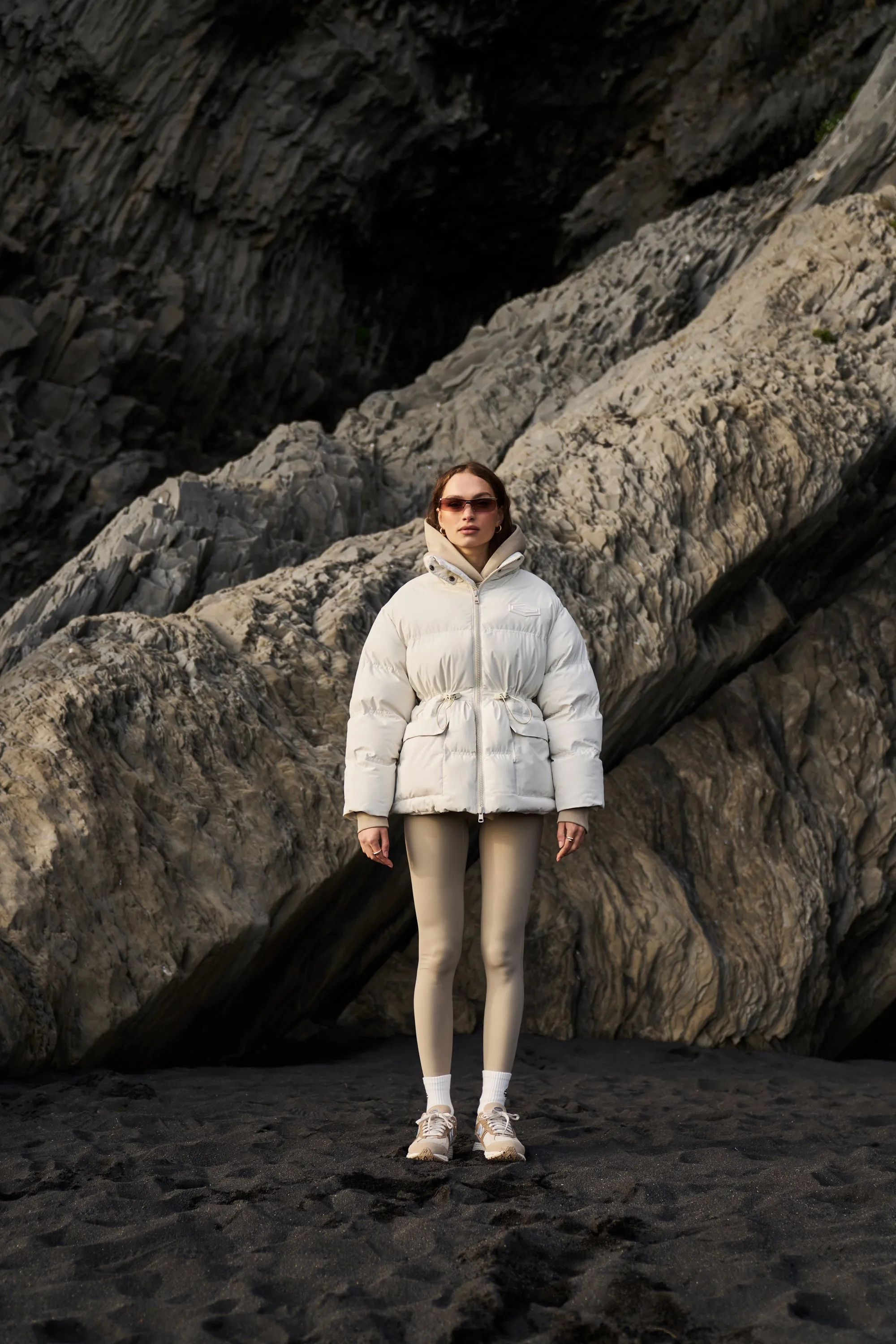 TIE WAIST PLEATED PUFFER COAT - OFF WHITE